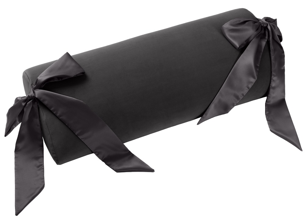 Liebeskissen „Ravish Bondage Pillow“ mit Satin-Fesselbändern